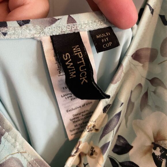 NipTuck Womens Blue Floral Multi Fit Cup One Piece Swimsuit - Picture 2 of 5